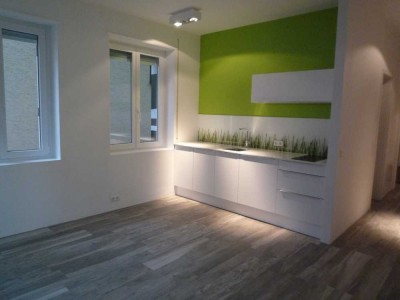 Stylisch, modern, sofort einziehen – 2-Zimmer-Perle in Stuttgart-West