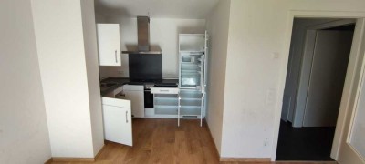 Schicke 2 Zimmer-Wohnung mit EBK im 5 OG