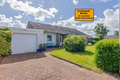 Hervorragend aufgeteilte Bungalowhälfte mit Garage im Ferienpark Berum!