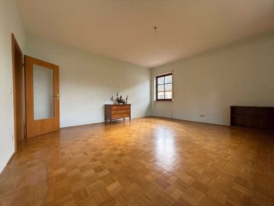 MA-Neuostheim: Begehrte Lage, klassischer Charme, sofort bezugsfrei – Altbauwohnung mit Balkon