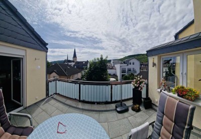Hochwertige DG-Wohnung mit zwei Zimmern sowie Balkon in der Ahrweiler Altstadt