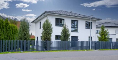 EXKLUSIVES EINFAMILIENHAUS+5 ZIMMER+2 BÄDER+POOL+DOPPELGARAGE+ENERGIE A+ IM A.