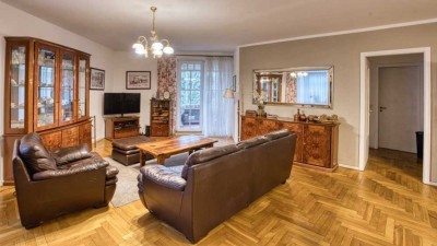 Großzügige 3-Zimmer-Wohnung, mit Balkon und Tiefgarage in ruhiger Lage von Lankwitz