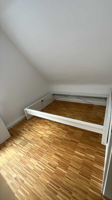 Charmante 3 ZKB Dachgeschosswohnung am Siegener Giersberg