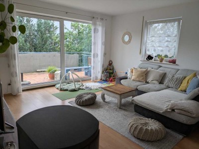 Helle, ruhige 4-Zimmer Wohnung mit Balkon im Süden von Königsbrunn