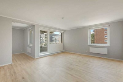 ERSTBEZUG: Hochwertig sanierte Wohnung mit Einbauküche!