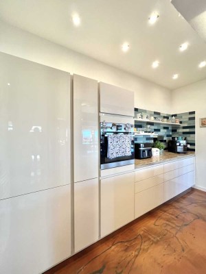 *** Renovierte, idyllische 3-Zimmer-Wohnung in traumhafter Lage***