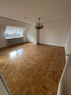 Licht, Luft & Dachterrasse - Helle 2-Zimmerwohnung Innenstadtnähe