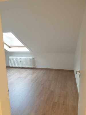 Attraktive 3-Zimmer Dachgeschosswohnung in Linsengericht