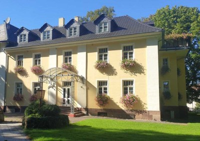 Einzigartige Villa auf einem parkähnlichen Grundstück mit viel Gestaltungspielraum