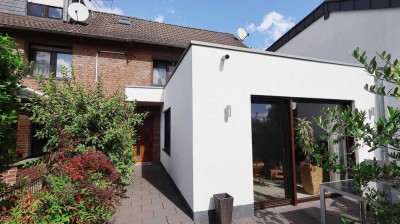 VIERSEN-Süchteln: Modernisiertes Einfamilienhaus in Feldrandlage