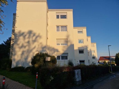 Gepflegt, ruhig und sonnig Wohnen! 3-Zimmer-Eigentumswohnung in Straubenhardt-Schwann