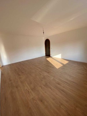 Schöne und vollständig renovierte 4-Raum-Wohnung in Jüterbog
