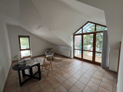 Top Lage Offenbach – helle 3 Zimmer plus Stellplatz und Garten!