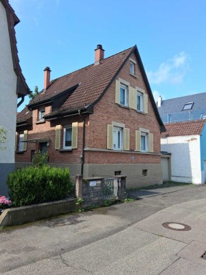 Solides Einfamilienhaus in Heilbronn Neckargartach mit 4 Zimmerund 96 qm Wohnfläche