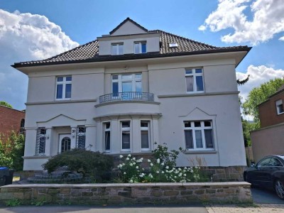 Modern möblierte, klimatisierte DG-Wohnung mit Balkon in bevorzugter Lage in Lünen