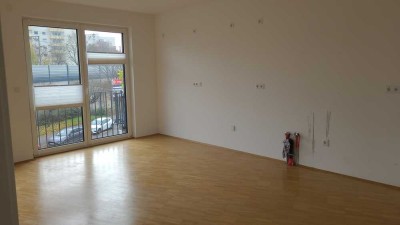 Helle 2-Zimmer Wohnung mit Balkon im 2. OG in Würzburg-Heidingsfeld