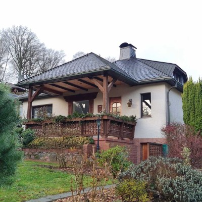 Landhaus * freistehend * Sauna * Jägerzimmer * Außen-Kamin/Hanggarten