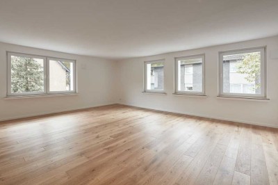 Neu-Kernsanierte Wohnung im KFW 70EE Haus mit großer Loggia - Terrasse