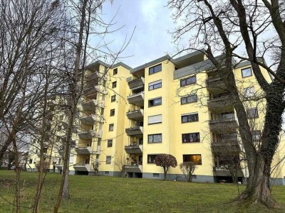 Großzügige 4,5-Zimmer-Penthouse-Wohnung mit Panoramablick von Dachterrasse & Balkon