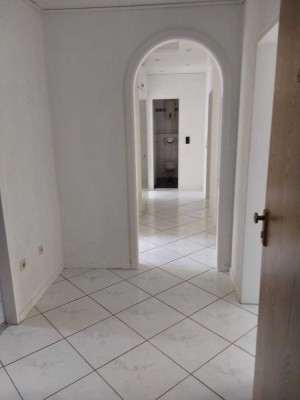Nähe Hexbachtal und der Frintroperstraße. Geeignet für Paare & kleine Familien.