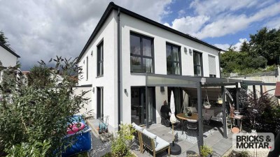 Moderne Doppelhaushälfte in zentraler Lage von Schwabmünchen "neuwertig & bezugsbereit"