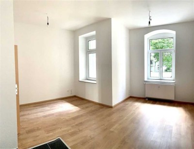 Schöne 4 Zimmerwohnung mit EBK in bester Lage!