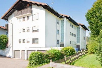 Gemütliche 2-Zimmer-Wohnung mit Terrasse in ruhiger zentrumsnaher Lage von Oberstaufen