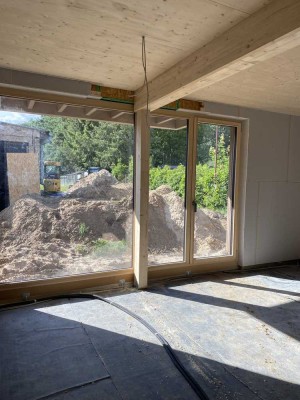 Erstbezug mit Terrasse: Geschmackvolle 3-Zimmer-Erdgeschosswohnung mit lux. Innenausstattung