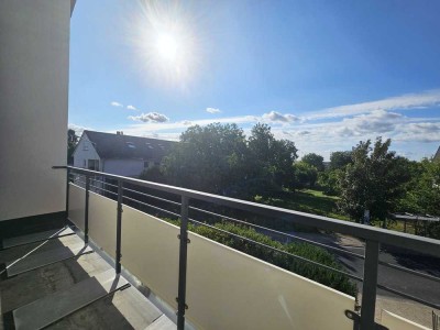 Kernsanierte 1,5 ZKB-Wohnung mit schönem Balkon