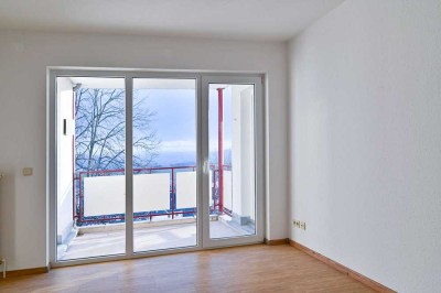 *RESERVIERT* Einladende 2-Raum-Wohnung mit XL-Wohnzimmer und Balkon in Hohenstein-Ernstthal!