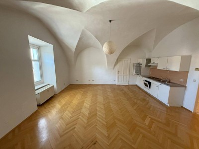 Freundliche 62 m² Wohnung direkt am Hauptplatz ...!