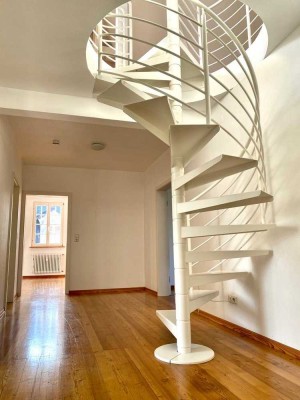 Traumhafte 3-Zimmer-Altbauwohnung mit Rheinblick Richtung Frankreich in Kehl
