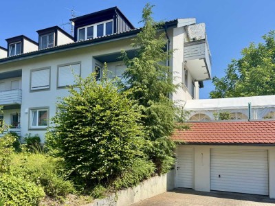 Großzügige 4 Zimmer Wohnung mit Terrasse und Balkon