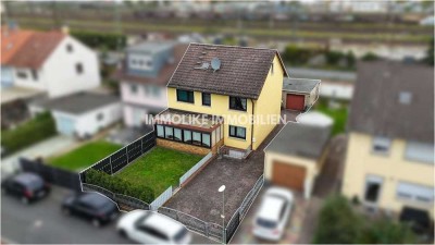 Einfamilienhaus mit zwei separaten Wohneinheiten in guter Lage