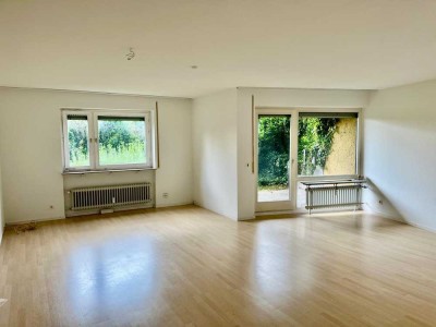Lichtdurchflutete Wohnung mit Garten in begehrter Lage