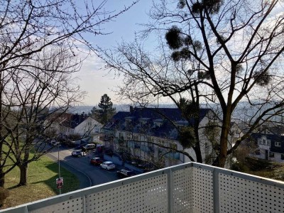 !!! - Erstbezug nach kompletter Sanierung - 2 Balkone mit Weitblick - Lift - Garage auf Wunsch