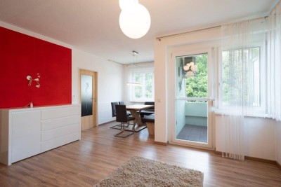 ++ Großzügige Wohnung mit blick in den Schlosspark ++