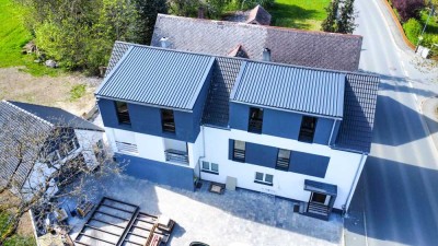 Nachhaltiges Mehrgenerationenhaus mit drei Wohneinheiten in Hummeltal