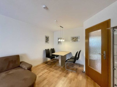 Frisch renoviert: 3-Zimmer Wohnung mit Balkon und Wintergarten