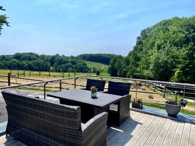 Reitsportanlage mit Einfamilienhaus - Ihre Pferde direkt vor der Haustüre