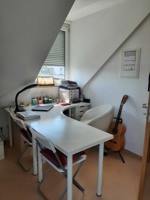 1-Zimmer-Dachgeschosswohnung mit Einbauküche in Bamberg