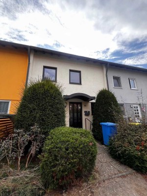 Attraktives Reihenmittelhaus im Nordosten Nürnbergs!
