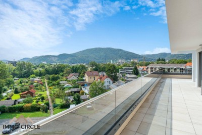 +++ PENTHOUSE +++ Helle 4-Zimmer-Wohnung mit sonniger Dachterrasse in der Nähe des Murradwegs - AB SOFORT VERFÜGBAR