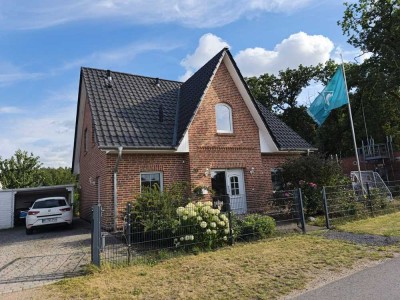 Ihr neues IMMOBILIEN QUARTIER:Traumhaftes & neuwertiges EFH in Feldrandlage von Husum