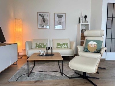 Vollständig möbliert! Traumhaft schöne Erdgeschosswohnung mit Garten!