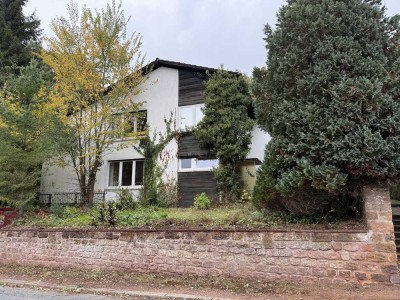 Geräumiges, freistehendes Einfamilienhaus in gesuchter Lage