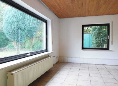 MANNELLA *75qm große Single-Wohnung* ruhige Ortsrandlage mit Süd-Terrasse & separatem Eingang