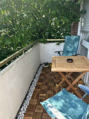 Modernisierte 4-Zimmer-Wohnung mit Balkon und EBK in Bocholt