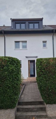 Provisionsfrei! Modernisiertes Reihenhaus in beliebter Lage der Weststadt von Schwäbisch Gmünd